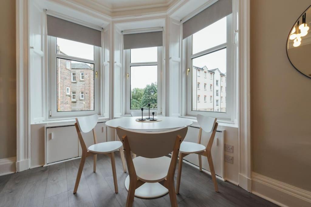 Stylish Stirling Apartment - Free Parking Exterior foto